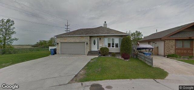 Larawan ng 221 Red River Boulevard W sa Winnipeg, Manitoba