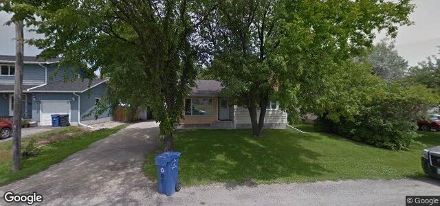 Larawan ng 227 Ridgecrest Avenue sa Winnipeg, Manitoba