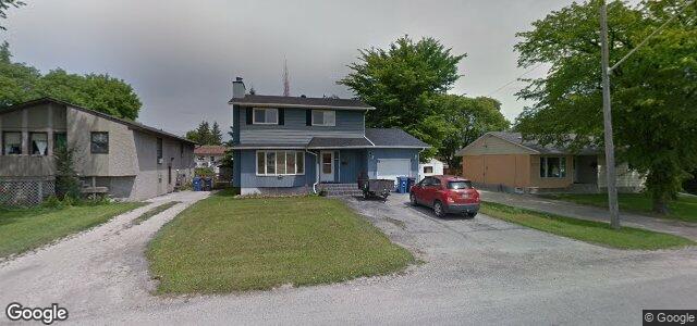 Larawan ng 235 Ridgecrest Avenue sa Winnipeg, Manitoba