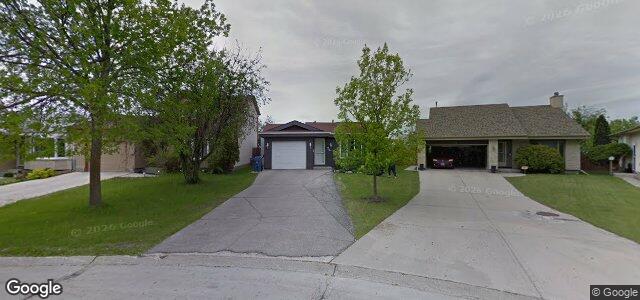 Larawan ng 26 Hearthwood Grove sa Winnipeg, Manitoba