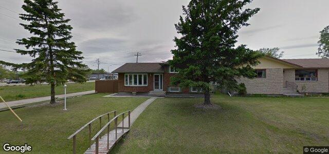 Larawan ng 262 Le Peress Avenue sa Winnipeg, Manitoba