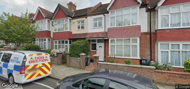 Larawan ng 27 Glencairn Road sa Winnipeg, Manitoba