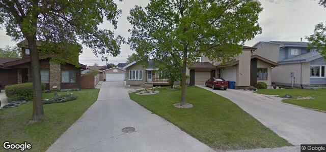 Larawan ng 27 Spruce Thicket Walk sa Winnipeg, Manitoba