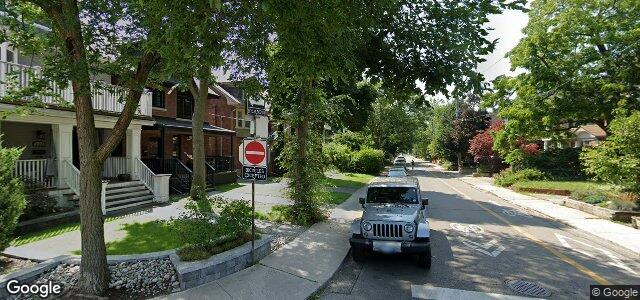 Larawan ng 270 Woodbine Avenue sa Winnipeg, Manitoba