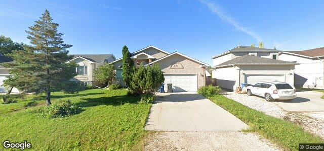 Larawan ng 278 Benn Avenue sa Winnipeg, Manitoba