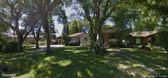 Larawan ng 290 Park Manor Boulevard sa Winnipeg, Manitoba