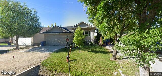 Larawan ng 294 Benn Avenue sa Winnipeg, Manitoba