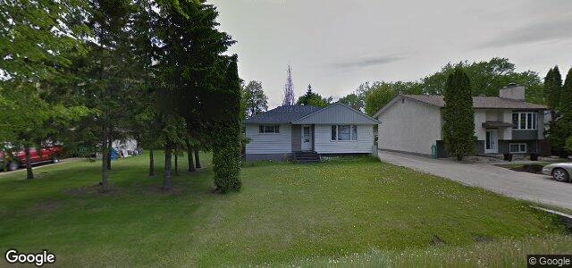 Larawan ng 294 Le Peress Avenue sa Winnipeg, Manitoba