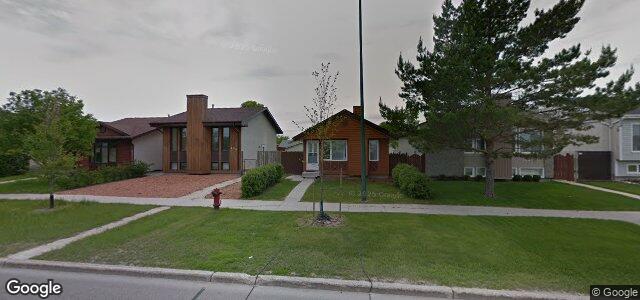 Larawan ng 300 Fernbank Avenue sa Winnipeg, Manitoba