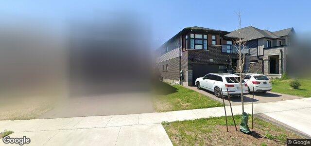 Larawan ng 330 Woodbine Avenue sa Winnipeg, Manitoba