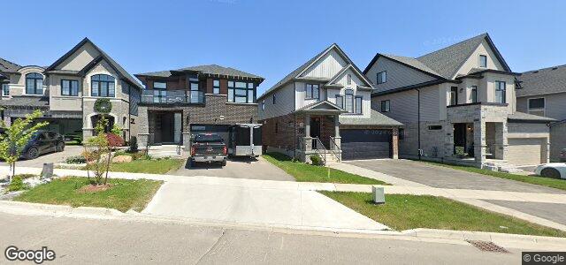 Larawan ng 341 Woodbine Avenue sa Winnipeg, Manitoba