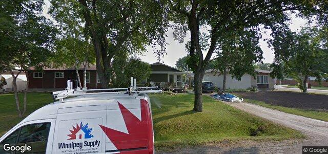 Larawan ng 343 Park Manor Boulevard sa Winnipeg, Manitoba