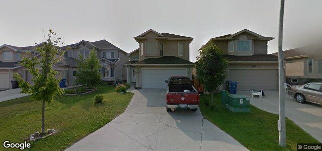 Photo of 35 Carsdale Drive in Winnipeg, Manitoba