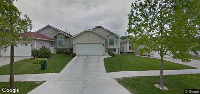 Larawan ng 35 Riverwest Road sa Winnipeg, Manitoba