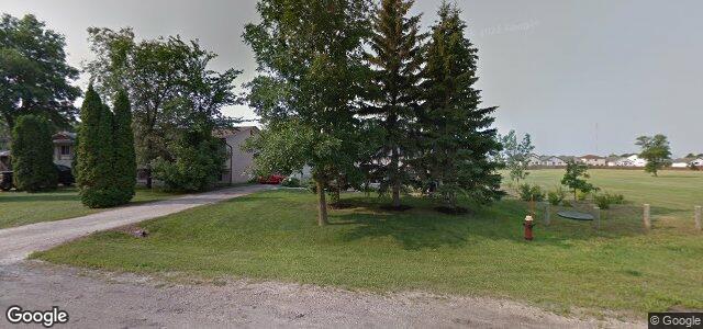 Larawan ng 352 Park Manor Boulevard sa Winnipeg, Manitoba