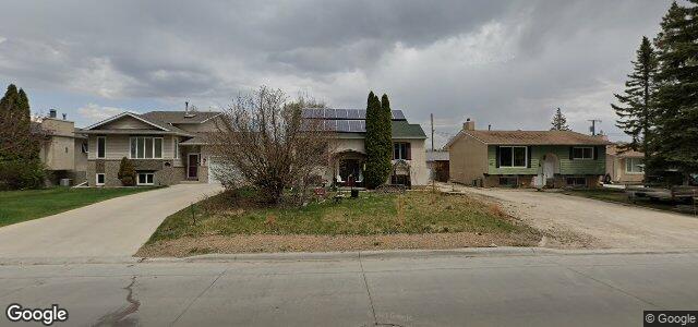 Larawan ng 359 Murray Avenue sa Winnipeg, Manitoba