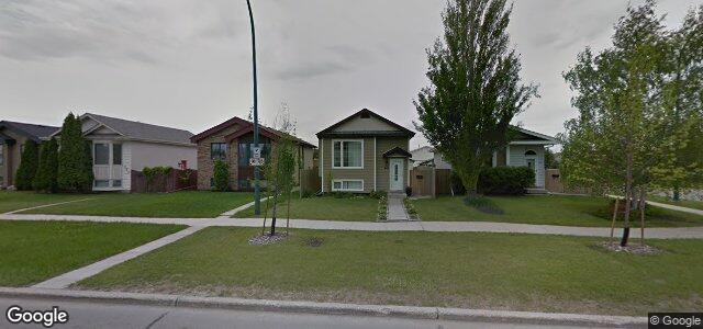 Larawan ng 360 Fernbank Avenue sa Winnipeg, Manitoba