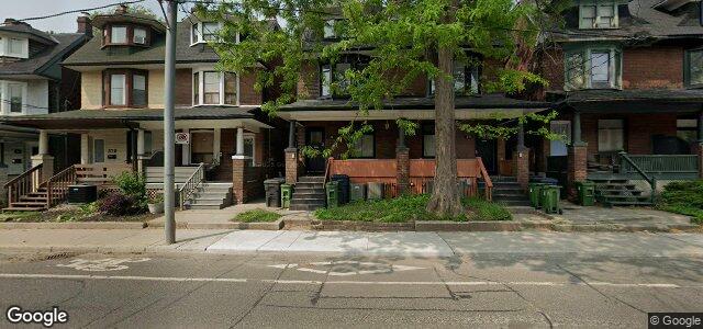 Larawan ng 374 Woodbine Avenue sa Winnipeg, Manitoba