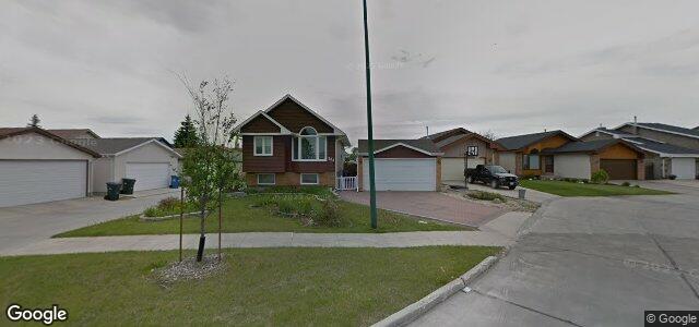 Larawan ng 384 Fernbank Avenue sa Winnipeg, Manitoba