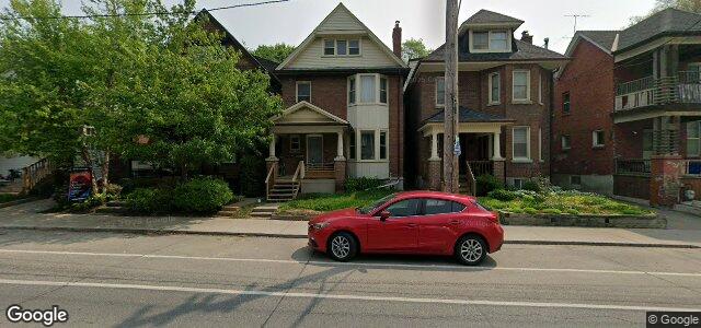 Larawan ng 387 Woodbine Avenue sa Winnipeg, Manitoba