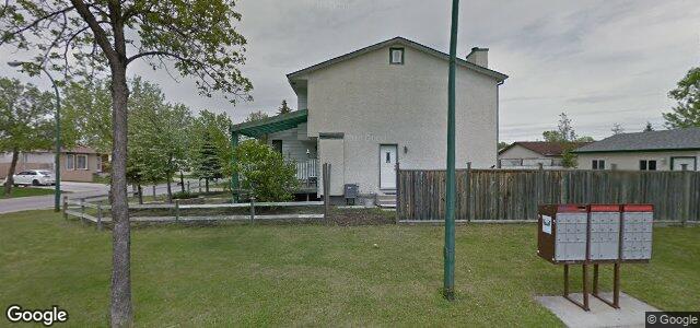 Larawan ng 39 Pinetree Crescent sa Winnipeg, Manitoba