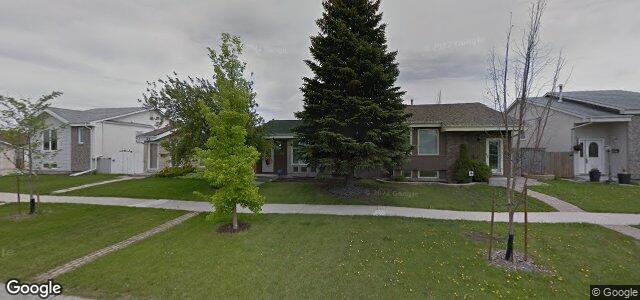 Larawan ng 39 Red Maple Road sa Winnipeg, Manitoba