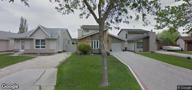 Larawan ng 39 Spruce Thicket Walk sa Winnipeg, Manitoba
