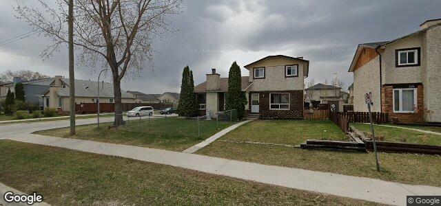 Larawan ng 392 Murray Avenue sa Winnipeg, Manitoba