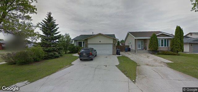 Larawan ng 4 Baden Court sa Winnipeg, Manitoba