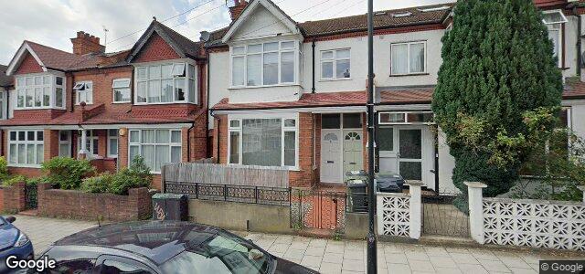 Larawan ng 40 Glencairn Road sa Winnipeg, Manitoba