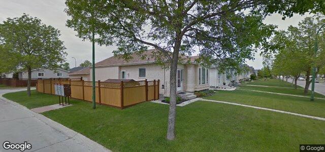 Larawan ng 40 Kirkham Bay sa Winnipeg, Manitoba