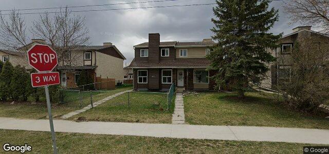 Larawan ng 404 Murray Avenue sa Winnipeg, Manitoba