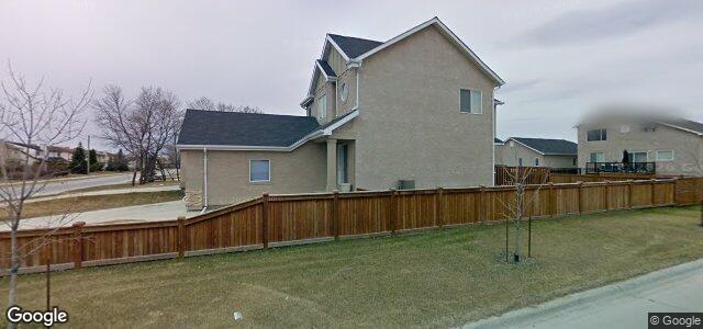 Larawan ng 405 Murray Avenue sa Winnipeg, Manitoba