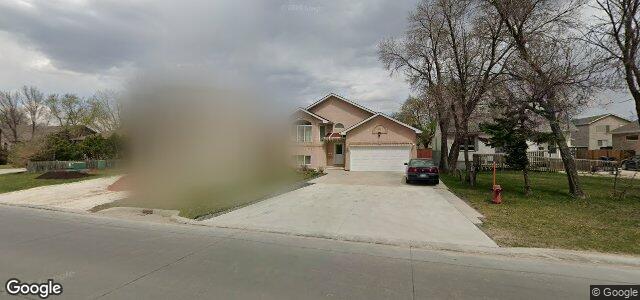 Larawan ng 421 Murray Avenue sa Winnipeg, Manitoba