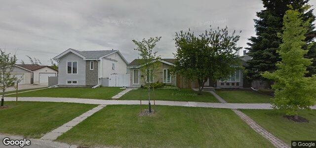 Larawan ng 43 Red Maple Road sa Winnipeg, Manitoba