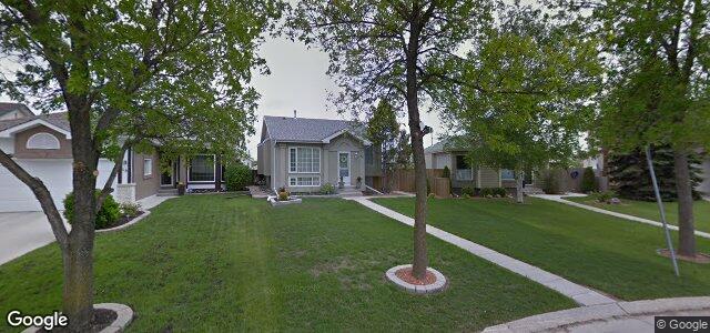 Larawan ng 44 Shalimar Crescent sa Winnipeg, Manitoba