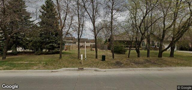 Larawan ng 449 Murray Avenue sa Winnipeg, Manitoba