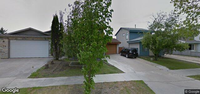 Larawan ng 49 Hearthwood Grove sa Winnipeg, Manitoba