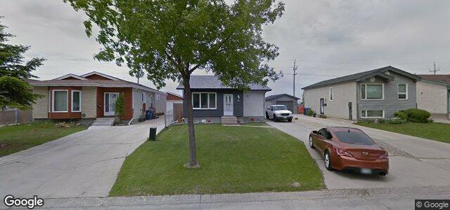 Larawan ng 50 Pinetree Crescent sa Winnipeg, Manitoba