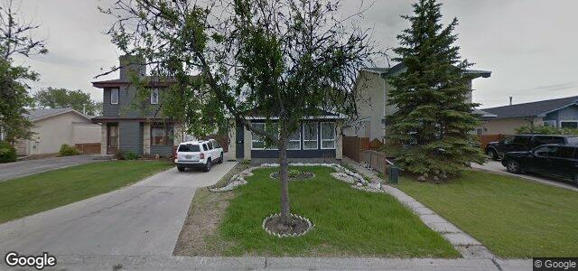 Larawan ng 51 William Whiteway Bay sa Winnipeg, Manitoba