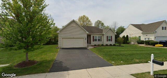 Larawan ng 52 Red Maple Road sa Winnipeg, Manitoba