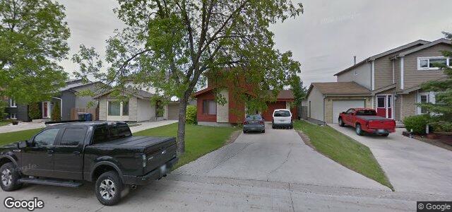 Larawan ng 54 Hearthwood Grove sa Winnipeg, Manitoba