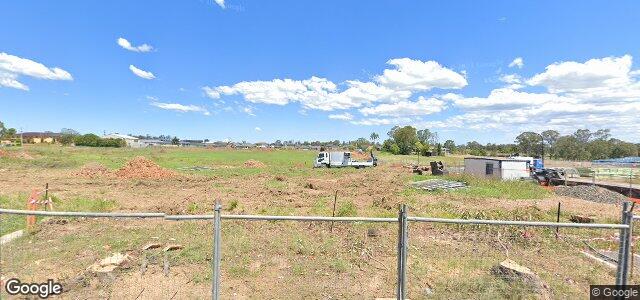 Larawan ng 58 Riverstone Road sa Winnipeg, Manitoba