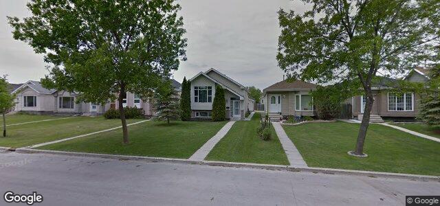 Larawan ng 64 Maplegrove Road sa Winnipeg, Manitoba