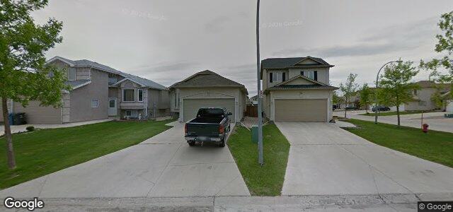 Larawan ng 77 Ben Hewak Bay sa Winnipeg, Manitoba