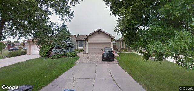 Larawan ng 8 Riverwest Road sa Winnipeg, Manitoba