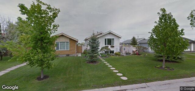 Larawan ng 82 Hearthwood Grove sa Winnipeg, Manitoba