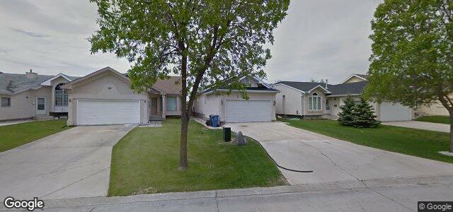 Larawan ng 92 Glencairn Road sa Winnipeg, Manitoba