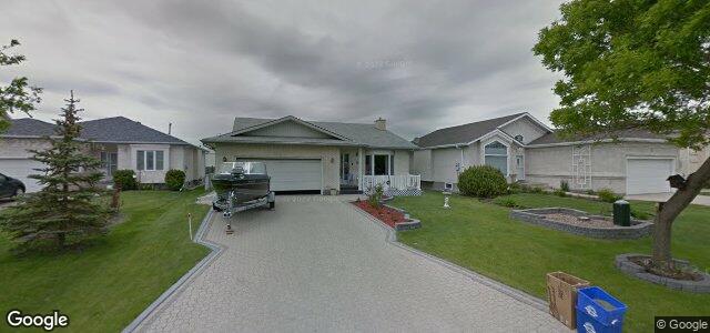 Larawan ng 16 Meadowcrest Bay sa Winnipeg, Manitoba