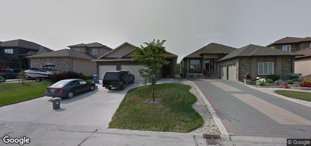 Larawan ng 18 River Ridge Drive sa Winnipeg, Manitoba